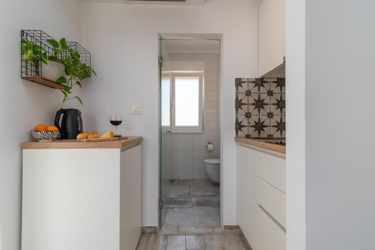 Apartmani Luce Trogir Exterior foto