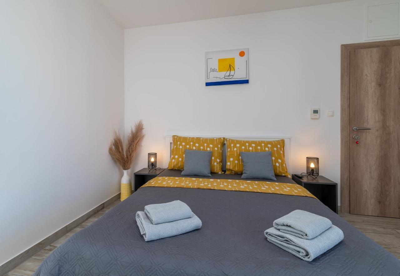 Apartmani Luce Trogir Exterior foto